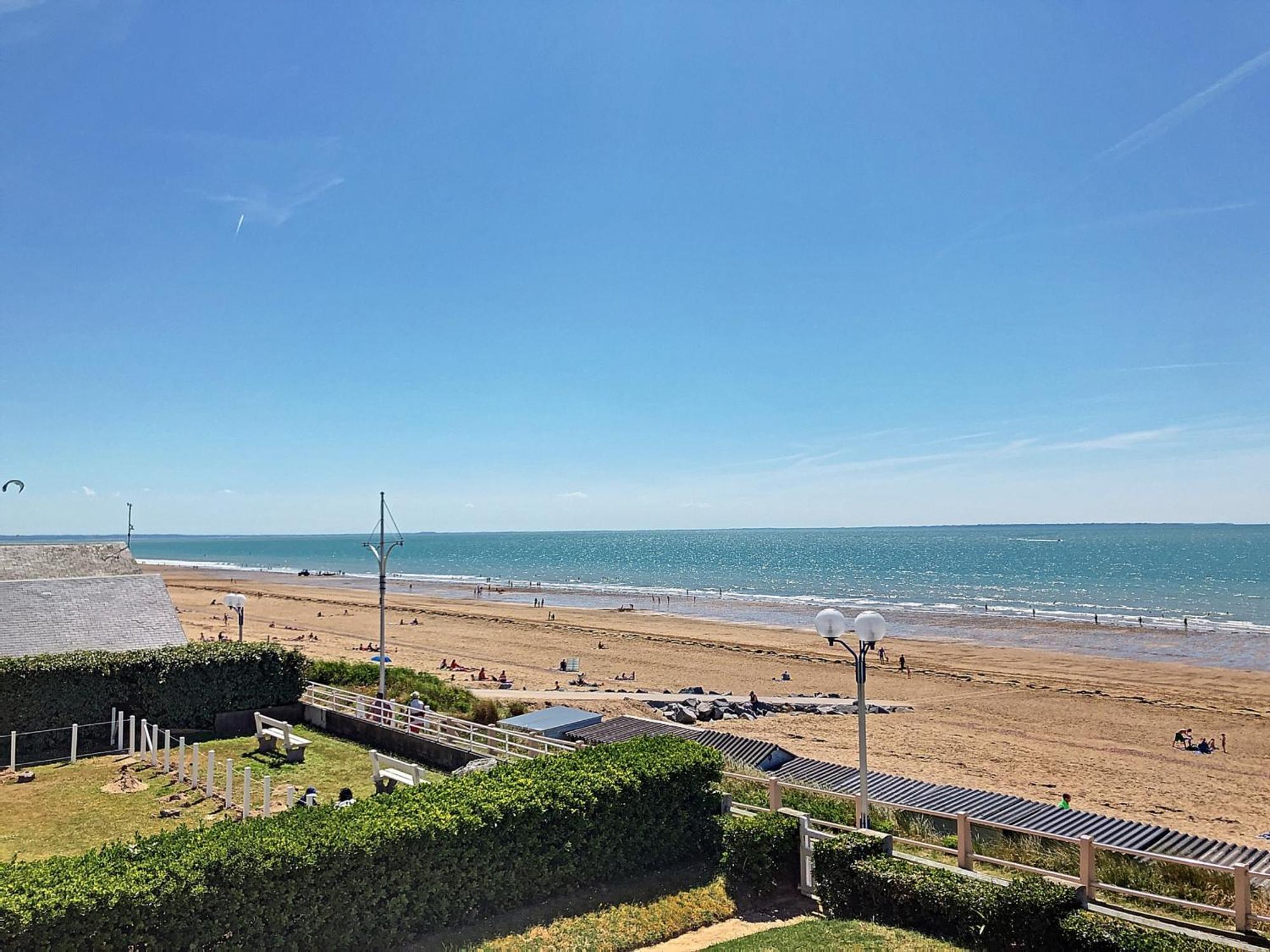 Appartement Avec Balcon, Jardin, Et Acces Plage - Fr-1-361-492 จูลูวิลล์-เลส์-แป็งส์ ภายนอก รูปภาพ
